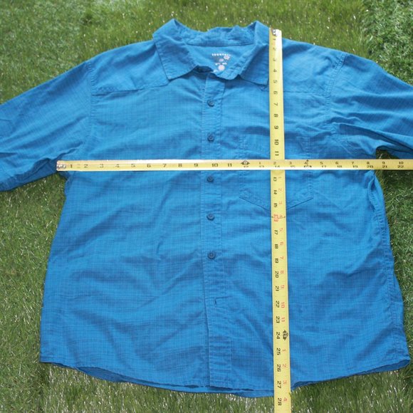 Mountain Hardware Men's Short Sleeve Shirt - Medium - Picture 7 of 12